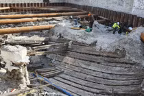 Bất ngờ phát hiện tàu cổ 700 tuổi nguyên vẹn dưới lòng thành phố