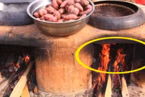 Các cụ dạy: Cho vay gạo không cho vay củi, cho mượn áo không cho mượn giày