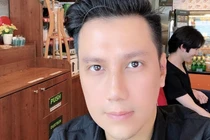 Cận dung nhan Việt Anh mũi sừng sững, cằm dài sau dao kéo