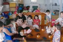 Cuộc sống mới của cặp vợ chồng U40 có 13 đứa con 