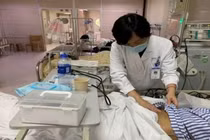 Chàng trai 18 tuổi phải chạy thận vì mỗi ngày đều uống thứ này