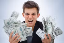 Đàn ông sở hữu tướng tai này, phúc sâu lộc dày, công danh xán lạn