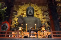 Khám phá ngôi chùa có bức tượng Phật bằng đồng mạ vàng lớn nhất thế giới 