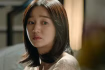 Đến lấy tiền mẹ chồng cho, vô tình nghe điều này con dâu đổi ý