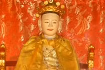 Cuộc đời giông bão của nữ hoàng đế nhỏ tuổi duy nhất ở Việt Nam 