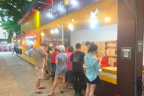 Bánh trung thu tăng giá nhẹ, khách mua sớm, nhiều loại hết hàng