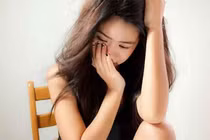 Vừa kỷ niệm 5 năm ngày cưới, chồng bỗng đòi ly hôn