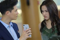 Chồng biếu Tết nhà nội gấp đôi, vợ sững người khi nghe giải thích