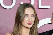 Ái nữ của tỷ phú hàng hiệu Pháp