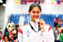 “Cô gái bay” trong đêm khai mạc SEA Games 32 là ai?