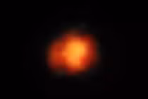 Kính thiên văn James Webb tiết lộ "Thiên hà Maisie" lâu đời nhất 