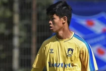 HLV Troussier mở đường, thêm sao Việt kiều muốn về ĐTVN