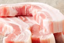 Những thực phẩm đại kỵ với thịt lợn, tránh kẻo rước bệnh vào thân