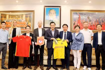 Marco Reus sẽ sang Việt Nam thi đấu giao hữu