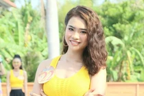 Á khôi đại học cao 1,75 m, là VĐV bóng chuyền bãi biển