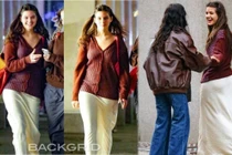 Tiểu thư nhà Tom Cruise mặc đồ lụa mỏng tang