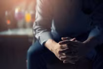 Vợ quăng ngọt ngào với chồng lên facebook, sau lưng tôi thì...