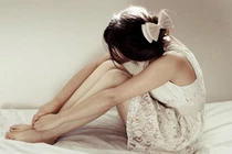 Chồng ngoại tình, khi tôi chọn ly hôn thì anh “lật mặt“