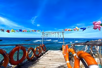 Tất cả đã là quá khứ, mong anh hãy quên em đi