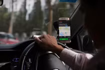 Tài xế Grab bị phạt tù vì từ chối trả lại tiền bị gửi nhầm vào tk