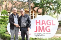 Bóng đá là cuộc đời của bầu Đức