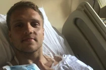 Hành trình của cậu bé ngồi xe lăn trở thành một PT hình thể vạm vỡ