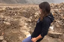 Lời đồn tiếng chó sủa như tiếng khóc, cô gái quyết tìm sự thật