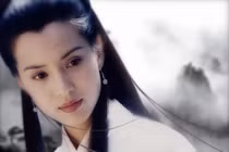 Lý Nhược Đồng U60 không chồng con, gây chú ý khi xuất hiện