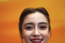 Ảnh chưa chỉnh sửa lộ nhan sắc thật của các ngôi sao đình đám