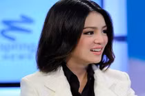 Cầu thủ Thái Lan bị nữ trưởng đoàn xinh đẹp cấm tiệt Facebook