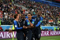 “Gà trống Gô-loa” gáy vang sau đêm diệt “Quỷ đỏ“