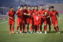 Việt Nam vào bán kết AFF Cup với ngôi đầu bảng