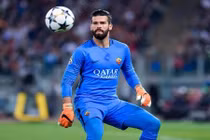 Chuyển nhượng bóng đá mới nhất: M.U chốt nhanh “người nhện” AS Roma