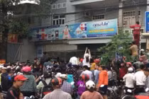 Video cảnh sát Thanh Hóa đột kích tụ điểm “Hội Thánh Đức Chúa Trời“