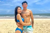 Đoàn Văn Hậu và bạn gái khoe ảnh đi "vitamin sea" cực cháy 
