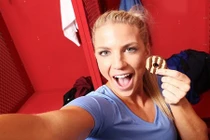 Ngắm vẻ đẹp mạnh mẽ của nữ cầu thủ ĐT Mỹ