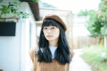 Cô bạn Trung Quốc với đặc sản cằm vuông siêu xinh, thần thái cực chất