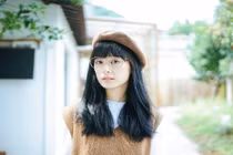 Cô bạn Trung Quốc với đặc sản cằm vuông siêu xinh, thần thái cực chất