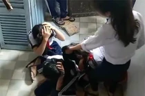 Muôn kiểu bạo lực học đường: Cắt tóc, xé áo và đánh đập dã man