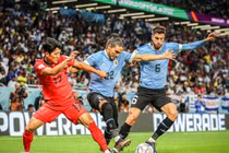 Hàn Quốc chia điểm đáng tiếc với Uruguay, thần may mắn quay mặt