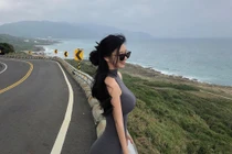 Khoe bức ảnh lề đường, gái xinh Hàn Quốc được khen hết lời