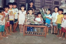 Ảnh sinh nhật xưa khiến 8X, 9X đời đầu rưng rưng