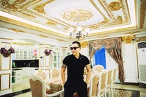 Đột nhập lâu đài dát vàng, sang xịn của công chúa Lý Nhã Kỳ