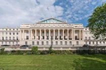 Biệt thự dành riêng cho giới siêu giàu, giá thuê 15 tỷ/năm