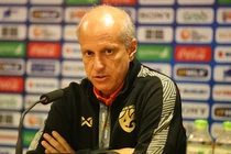 HLV Thái Lan sốc: "Không thể tưởng tượng được chúng tôi lại thua 4 bàn"