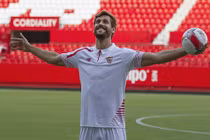 Lịch thi đấu bóng đá hôm nay, rạng sáng mai 5/2/2016