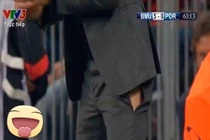 Màn ăn mừng rách quần thảm họa