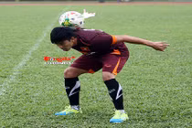 Đã mắt xem Mạnh Hùng tâng bóng điêu luyện