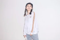 Nữ sinh gây mê bằng mặt xinh, dáng đẹp lại con nhà giàu