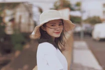 Nhìn là mê nhan sắc nữ nhiếp ảnh gia xinh hơn cả hot girl 